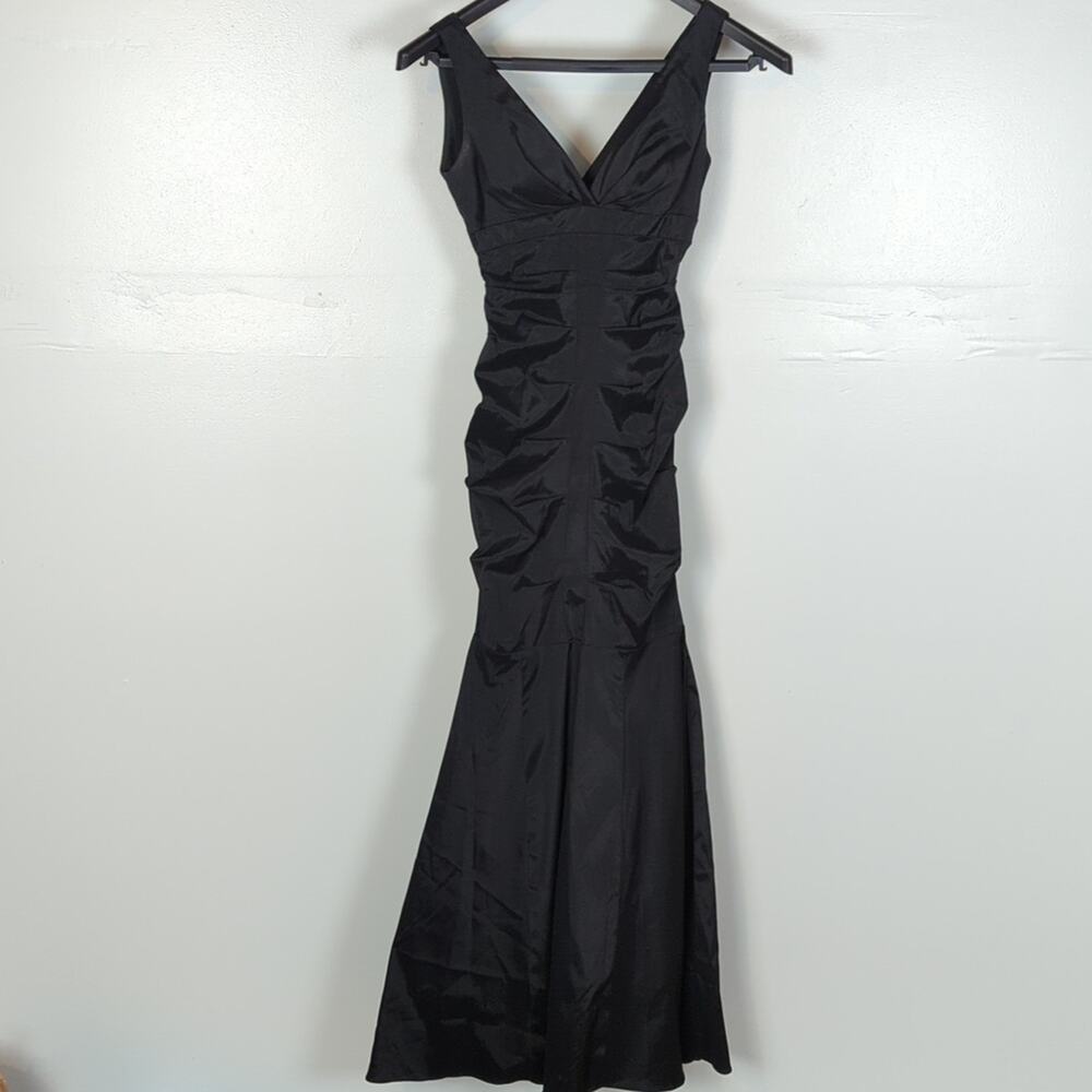 Cache Mermaid Style Evening Gown